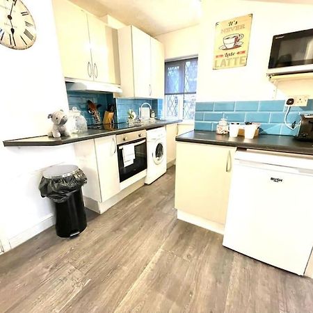 Serene And Cozy 1-Bedroom House With Parking Кембридж Экстерьер фото