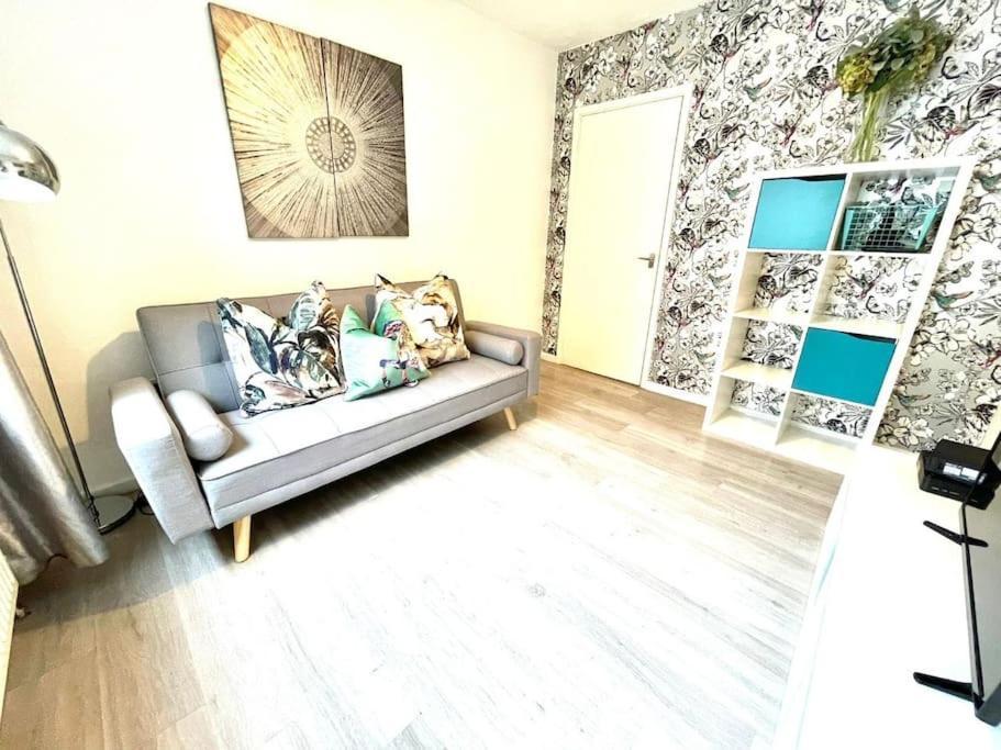 Serene And Cozy 1-Bedroom House With Parking Кембридж Экстерьер фото
