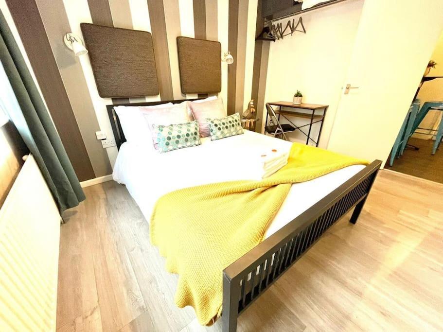Serene And Cozy 1-Bedroom House With Parking Кембридж Экстерьер фото